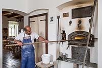 Homemade bread production - Petráškův dvůr