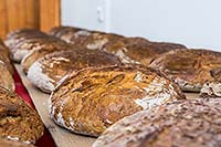 Hausgemachte Brotproduktion - Petráškův dvůr