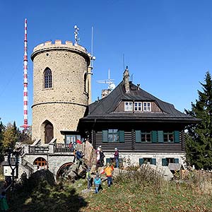 Aussichtsturm Kleť - Caravan Camp Petráškův Dvůr